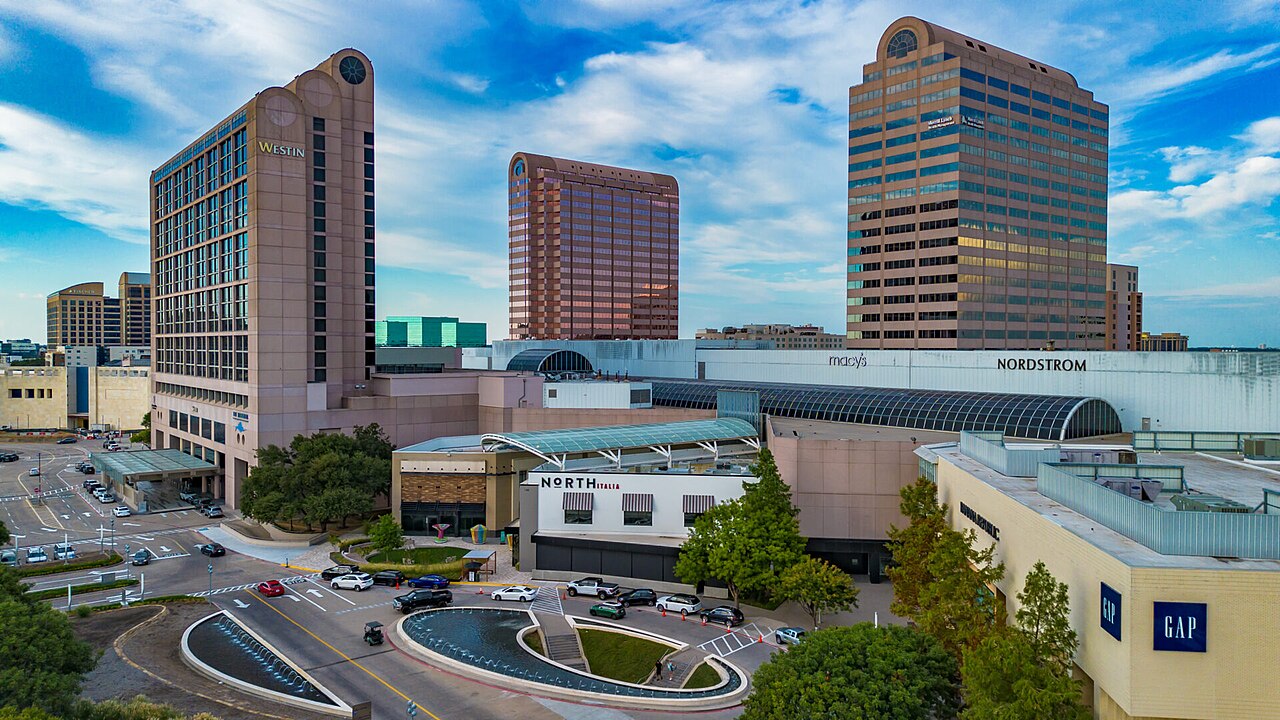 exterior of Galleria Dallas