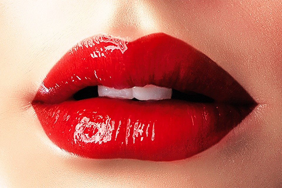 Opt for bold lipstick