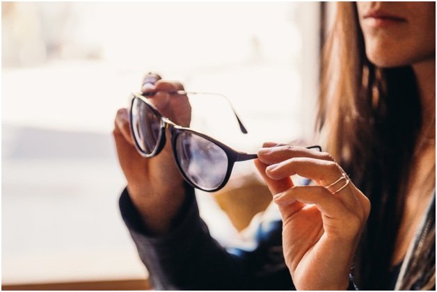 How to Pick Women Sunglasses Online
