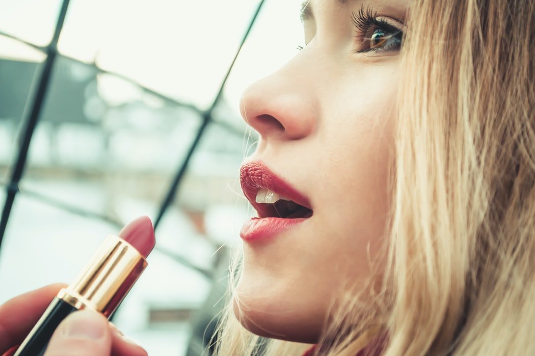 Ultimate Guide to Lipstick
