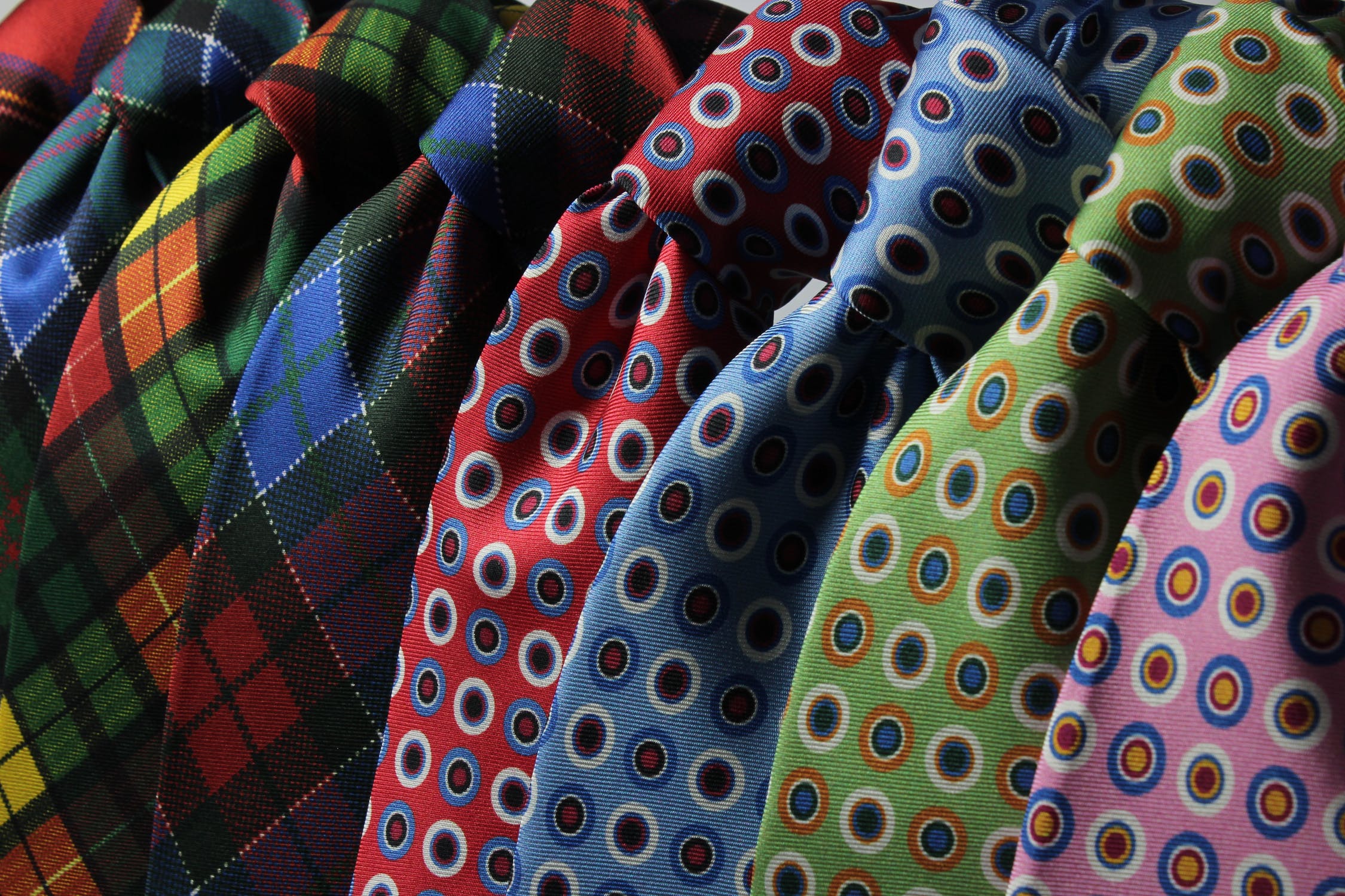 5 Tie Styles For The Working Man