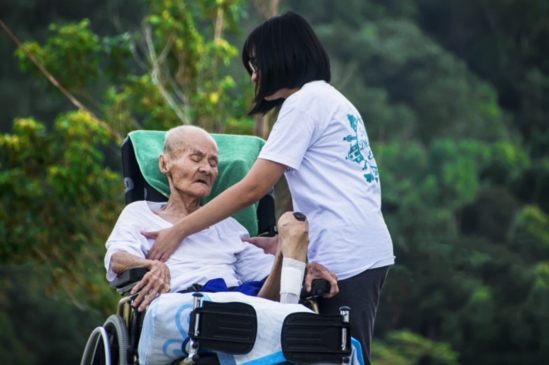 How To Get Good Care For Your Seniors And Your Loved Ones