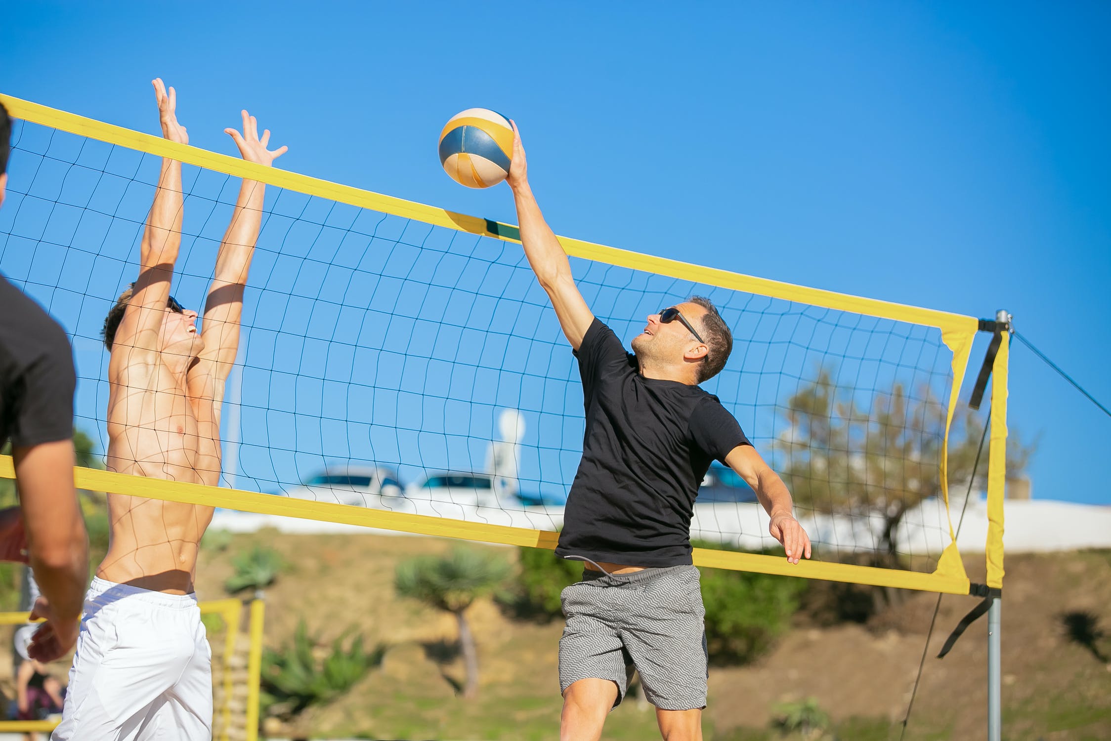 Best Sunglasses To Wear While Playing Beach Volleyball